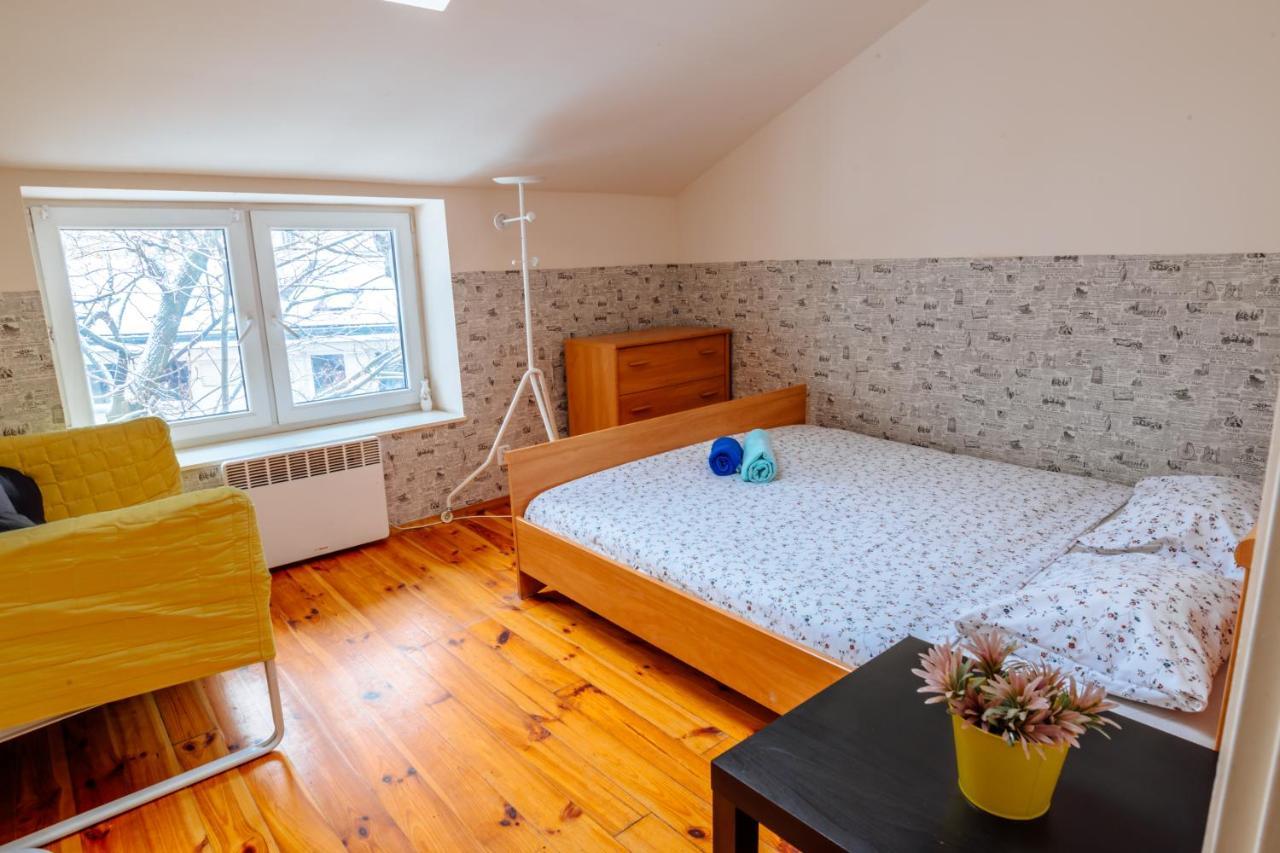T&T Hostel & Apartments 克拉科夫 外观 照片